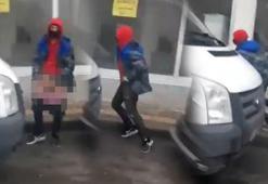 Sokak ortasında akılalmaz sapıklık! Pantolonunu indirip genç kıza...
