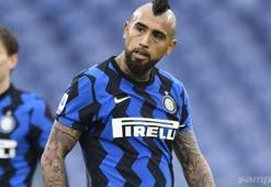 Vidal'in menajerinden flaş Galatasaray açıklaması