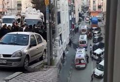 Esenyurt'ta taş, sopa ve baltalı park kavgası! Yaralılar var