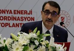 Bakan Dönmez: Dünyanın en büyük güneş santrali enerji üretimine başladı