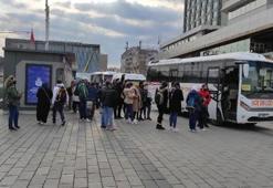 Taksim Meydanı turistlere kaldı