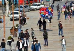 Hafta sonu sokağa çıkma yasağında yeni gelişme! 3.5 kat arttı, yeniden...