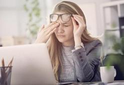 İftardan sonra baş ağrısı neden olur? İşte baş ağrısını ge&#231;irmek i&#231;in yapılması gerekenler