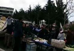 Pazar yerinde korku dolu anlar! Çatı uçtu, yaralılar var