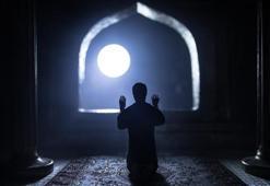 Rabbena duası nasıl okunur? Rabbena duasının Türkçe Arapça okunuşu ve tefsiri... Ramazan ayında Rabbena duası yararları ve faziletleri...