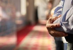 Evde teravih namazı nasıl kılınır? Teravih namazında müezzinlik nasıl yapılır?