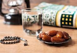 Dudak yemek, dudak kemirmek orucu bozar mı? Oruçluyken dudak yiyince oruç bozulur mu?