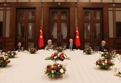 Cumhurbaşkanı Erdoğan şehit aileleriyle iftarda bir araya geldi