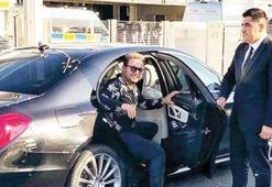 Fotoğrafları başına bela oldu! Nafaka davası