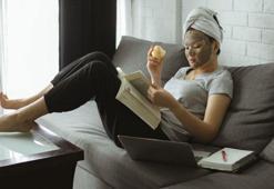 “Diyet ve stres akne oluşumuna etki edebiliyor”