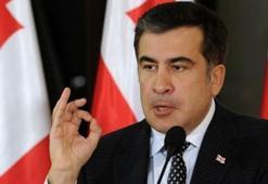 Eski Gürcistan Cumhurbaşkanı Saakaşvili’den Gürcistan’a dönme kararı