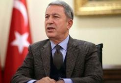 Bakan Akar'dan çok sert sözde 'soykırım' açıklaması