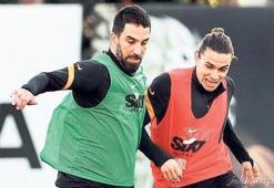 Fatih Terim'den iki yıldıza kesik