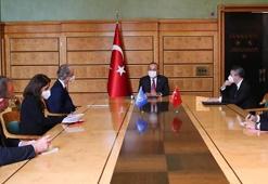 Bakan Çavuşoğlu, BM Suriye Özel Temsilcisi Pedersen ile görüştü