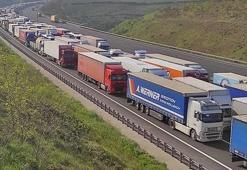 Kuzey Marmara Otoyolu'nda feci kaza! Tamamen trafiğe kapandı