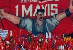 En güzel 1 Mayıs İşçi Bayramı mesajları! Resimli mesajlar, 1 Mayıs kutlama görselleri...  1 Mayıs Emek ve Dayanışma Günü kutlu olsun!