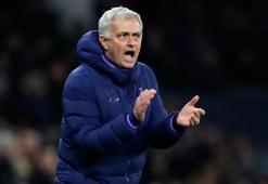 Ünlü teknik direktör Jose Mourinho Roma ile anlaştı!