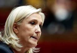 Fransa'da aşırı sağcı Le Pen, beraat etti!