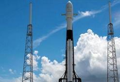 SpaceX 'Yıldız Savaşları Günü'nde 60 Starlink uydusunu uzaya yolladı
