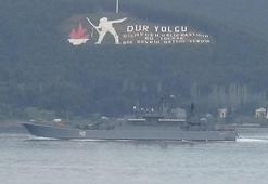 Rus savaş gemisi, 'Novocherkassk' Çanakkale Boğazı’ndan geçti