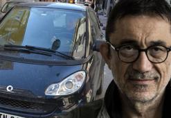 Nuri Bilge Ceylan, küçük ve eski model aracıyla dikkat çekti
