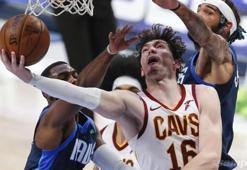 Cedi Osman'dan 22 sayı, 7 asist, 5 ribaunt