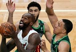 Miami Heat play-off biletini kaptı!
