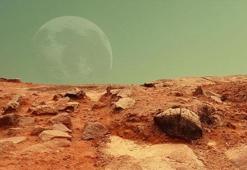 Çin, Zhurong'un Mars'a iniş yaptığını açıkladı