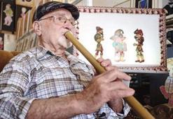Karagöz ve Hacivat ile özdeşleşen sanatçı Mehmet Ertuğ hayatını kaybetti