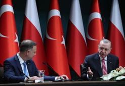 Cumhurbaşkanı Erdoğan canlı yayında duyurdu: Türkiye tarihinde ilk kez NATO ve AB üyesi bir ülkeye insansız hava aracı ihraç edecek