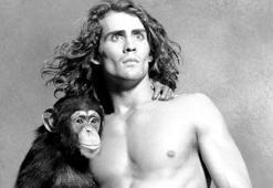 Tarzan rolüyle ünlenen Joe Lara uçak kazasında öldü