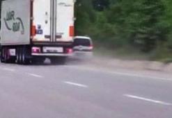 Samsun'da şok eden trafik kazası! Tır, ticari aracı...