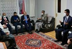 Bakan Soylu, şehit Hüseyin Keleş'in ailesini ziyaret etti