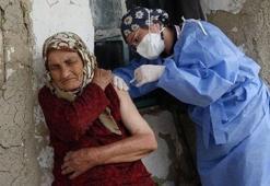 Çorum'da sağlık ekiplerinin aşı mesaisi sürüyor