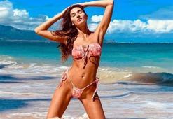 Ünlü model yine yaptı yapacağını! Öyle bir bikini giydi ki...