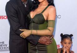 Kylie Jenner ve Travis Scott mutluluk tablosu sergiledi!