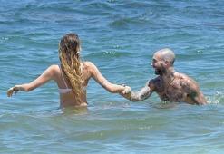 Adam Levine ile Behati Prinsloo tatilde eğlenceli anlar yaşadı!
