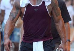 Dwayne Johnson kesenin ağzını açtı!