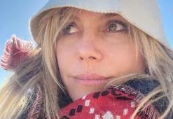 Heidi Klum bornozunu indirip...