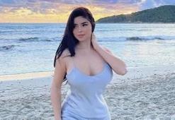 Demi Rose bu defa yarı çıplak poz verdi!