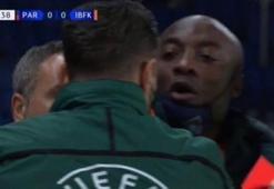 Paris'te ırkçılık skandalı! Tarihi Webo kararı...