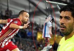 Şampiyonlar Ligi'nde tarihi gece ve 12 gollü büyük şok! Valbuena, Suarez...