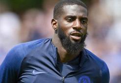 Galatasaray'dan Tiemoue Bakayoko bombası