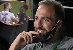 Gonzalo Higuain'in MLS'teki ilk maçında olay çıktı!