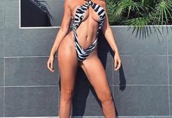 Jelena Karleusa'nın iç çamaşırlı Noel pozu nefes kesti