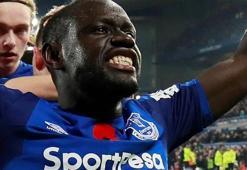 G.Saray Oumar Niasse ile el sıkıştı!