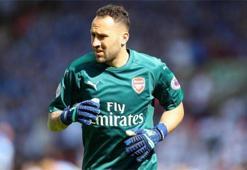 David Ospina resmen Napoli'de! Şehre ayak bastı...