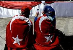 Türkiye 'Demokrasi Nöbeti'nde
