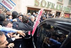 Feyzi İşbaşaran'a yumurtalı saldırı