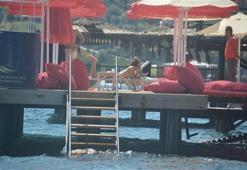 Demet Akalın Bodrum'da
